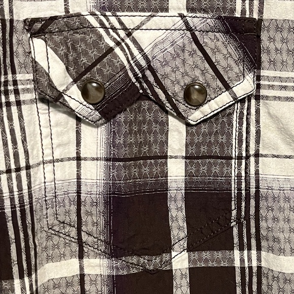 Moon Shine Spirit by Brad Paisley Mens Dark Brown/White Plaid Shirt Size XXL - Picture 5 of 11